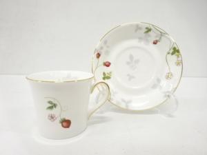 WEDGWOOD　ウェッジウッド　ワイルドストロベリー　デミタスカップ＆ソーサー　洋食器